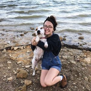 Meet your Posher, Camille